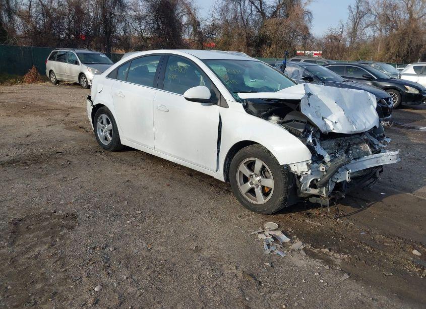 2015 Chevrolet Cruze 1LT AUTO (VIN 1G1PC5SB0F7226193) main photo
