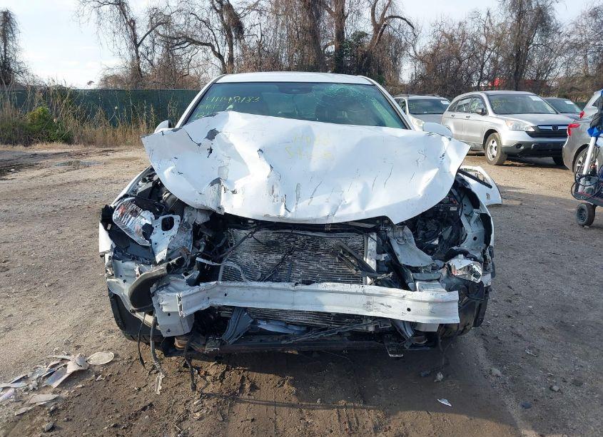 Photo 13 of 2015 Chevrolet Cruze 1LT AUTO (VIN 1G1PC5SB0F7226193)