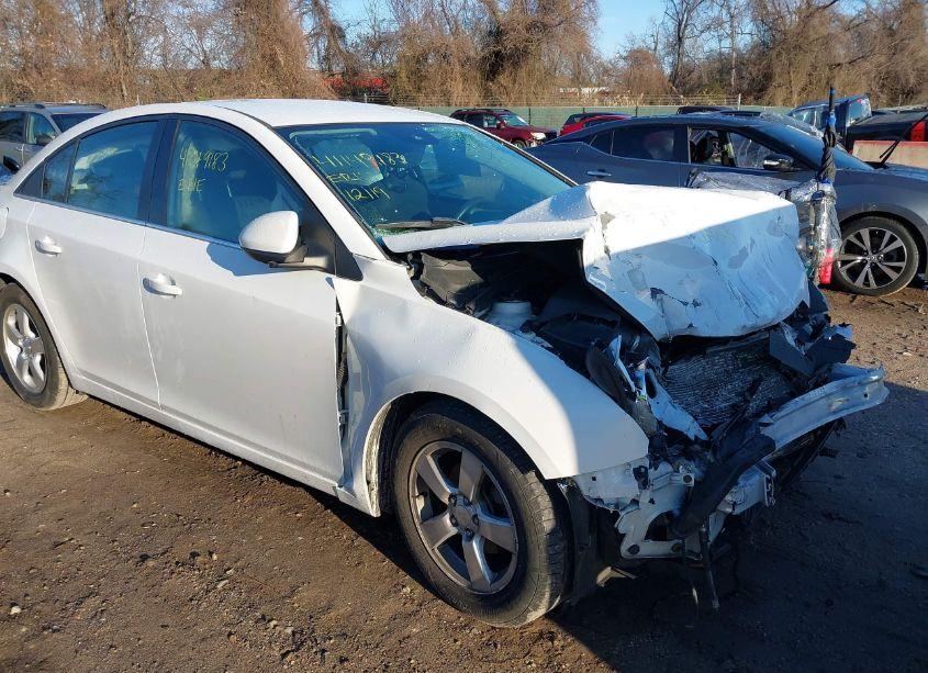Photo 18 of 2015 Chevrolet Cruze 1LT AUTO (VIN 1G1PC5SB0F7226193)
