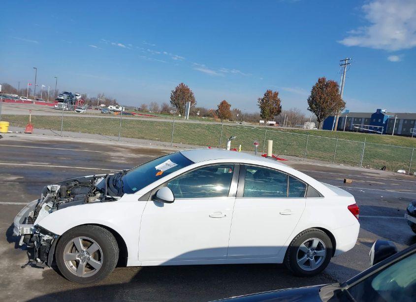 Photo 15 of 2015 Chevrolet Cruze 1LT AUTO (VIN 1G1PC5SB0F7252874)