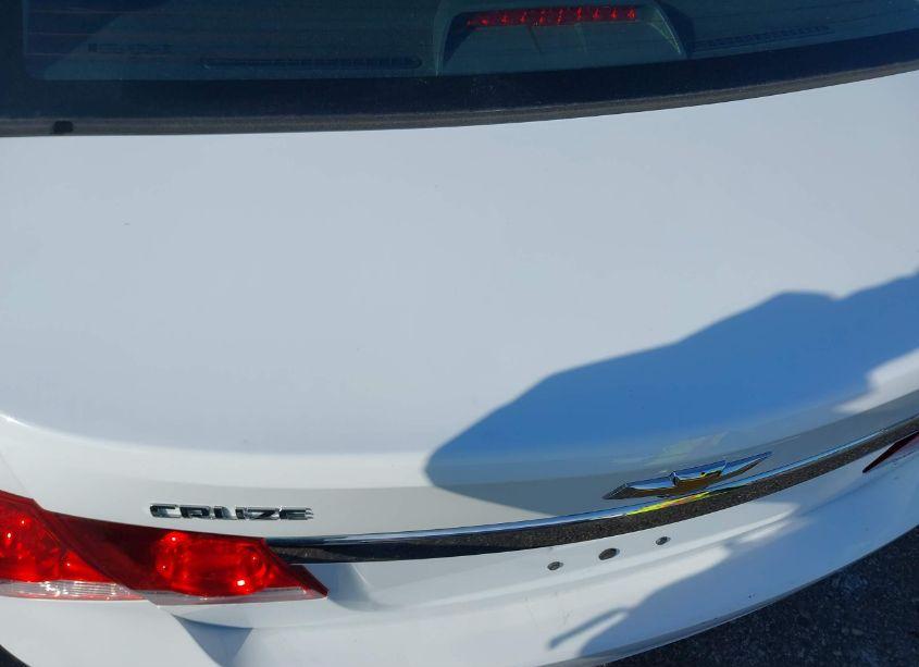 Photo 18 of 2015 Chevrolet Cruze 1LT AUTO (VIN 1G1PC5SB0F7252874)