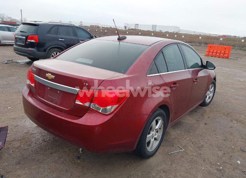 Photo 4 of 2015 Chevrolet Cruze 1LT AUTO (VIN 1G1PC5SB0F7277273)