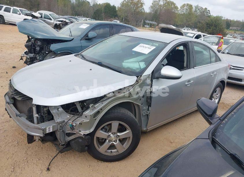 Photo 2 of 2015 Chevrolet Cruze 1LT AUTO (VIN 1G1PC5SB0F7295966)