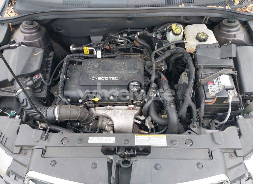 Photo 10 of 2015 Chevrolet Cruze 1LT AUTO (VIN 1G1PC5SB0F7299905)