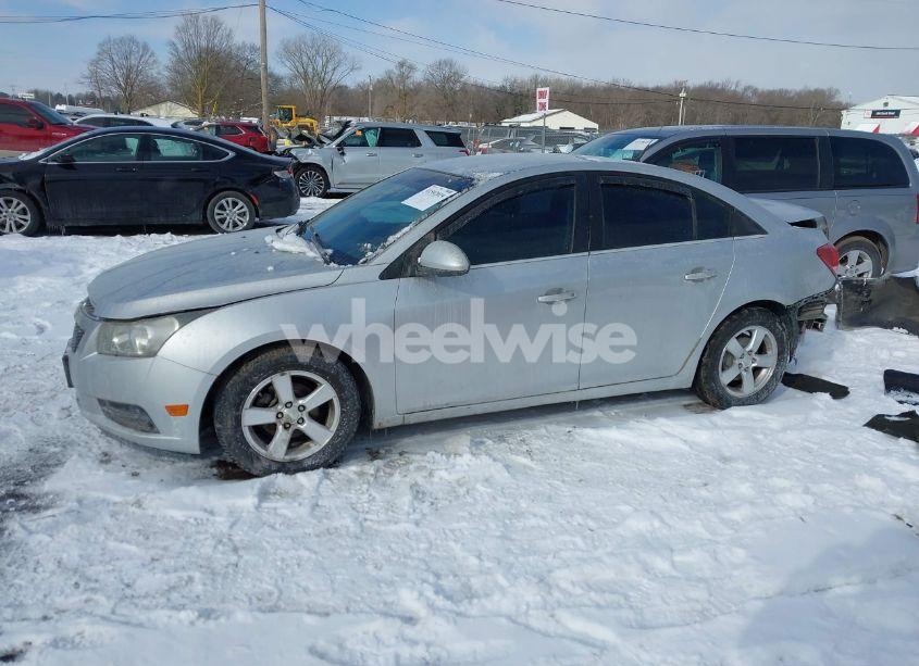 Photo 15 of 2013 Chevrolet Cruze 1LT AUTO (VIN 1G1PC5SB1D7138203)