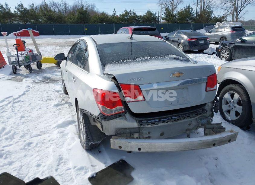 Photo 3 of 2013 Chevrolet Cruze 1LT AUTO (VIN 1G1PC5SB1D7138203)