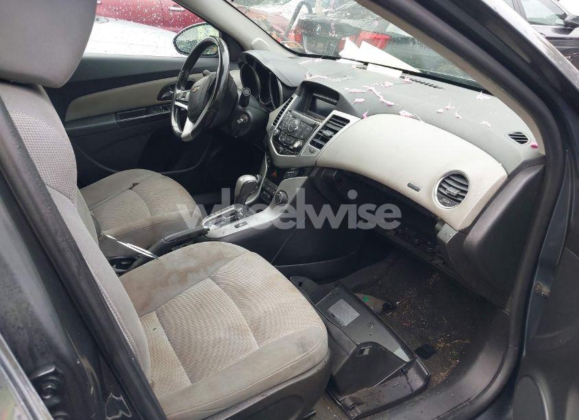 Photo 5 of 2013 Chevrolet Cruze 1LT AUTO (VIN 1G1PC5SB1D7179625)