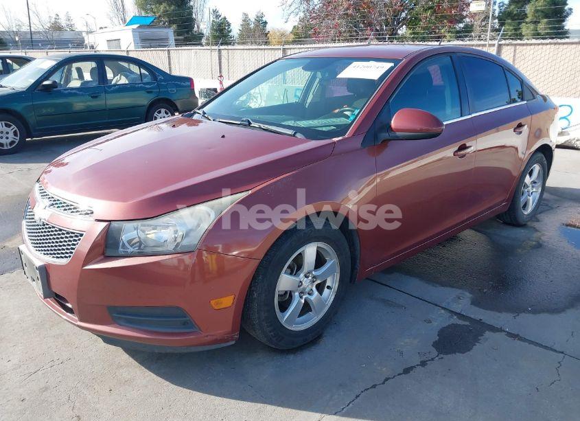 Photo 2 of 2013 Chevrolet Cruze 1LT AUTO (VIN 1G1PC5SB1D7213921)