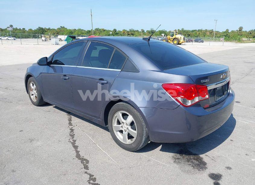 Photo 3 of 2013 Chevrolet Cruze 1LT AUTO (VIN 1G1PC5SB1D7233800)