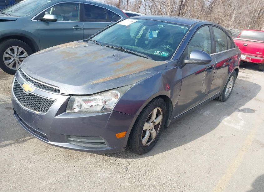 Photo 2 of 2013 Chevrolet Cruze 1LT AUTO (VIN 1G1PC5SB1D7313078)