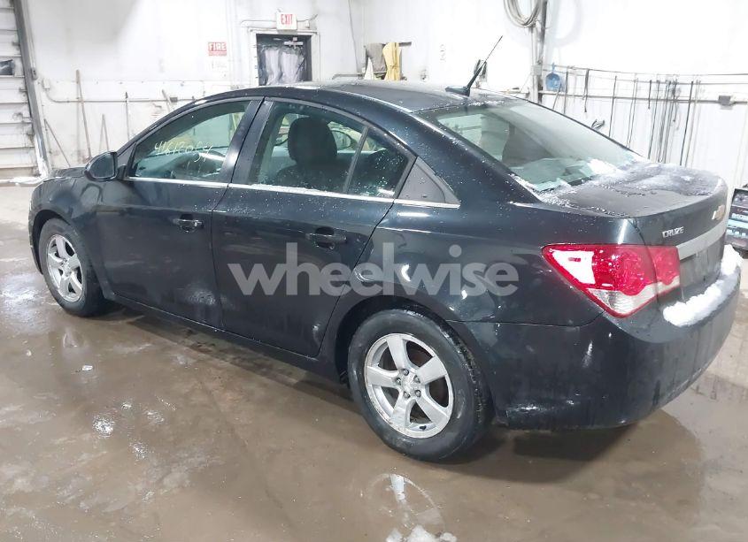 Photo 3 of 2013 Chevrolet Cruze 1LT AUTO (VIN 1G1PC5SB1D7322525)