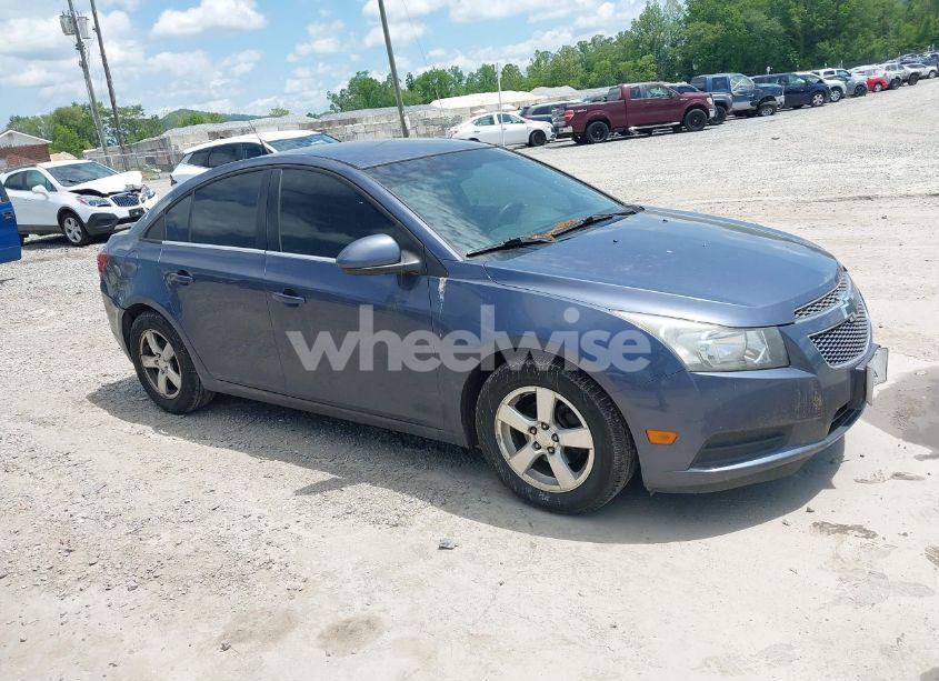2014 Chevrolet Cruze 1LT AUTO (VIN 1G1PC5SB1E7102335) main photo