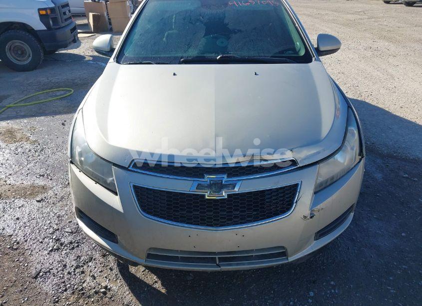 Photo 6 of 2014 Chevrolet Cruze 1LT AUTO (VIN 1G1PC5SB1E7105123)