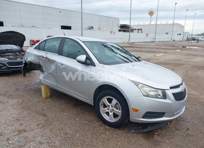 2014 Chevrolet Cruze 1LT AUTO (VIN 1G1PC5SB1E7111035) main photo
