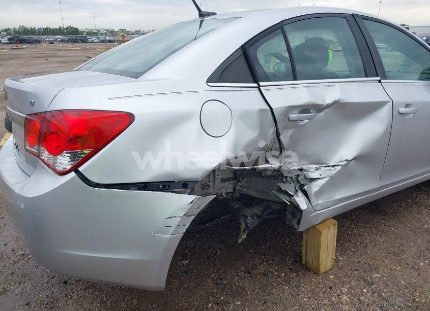 Photo 6 of 2014 Chevrolet Cruze 1LT AUTO (VIN 1G1PC5SB1E7111035)