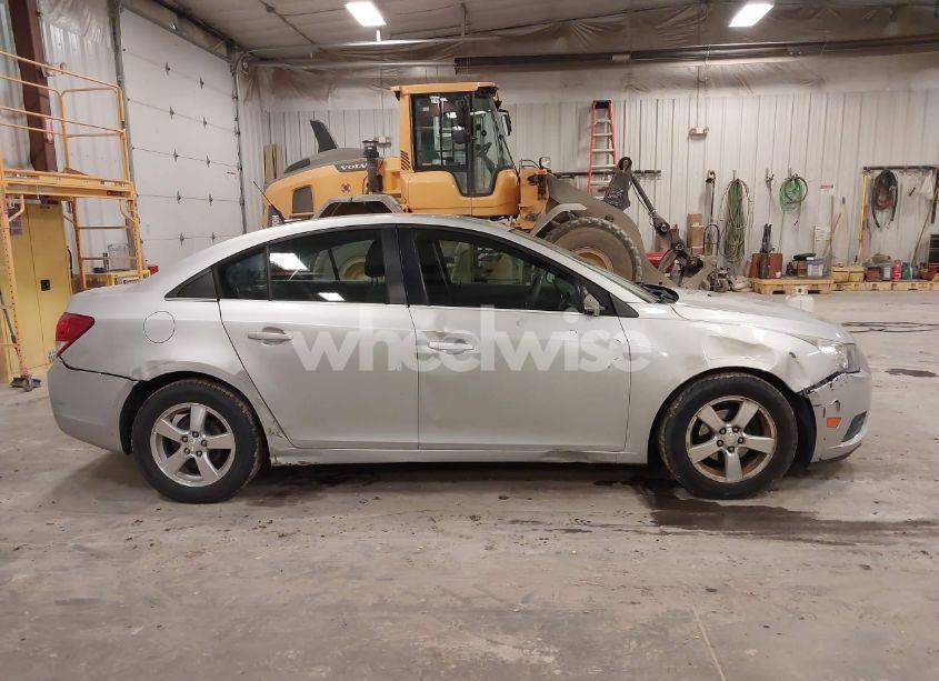 Photo 13 of 2014 Chevrolet Cruze 1LT AUTO (VIN 1G1PC5SB1E7119104)