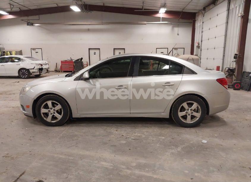 Photo 14 of 2014 Chevrolet Cruze 1LT AUTO (VIN 1G1PC5SB1E7119104)