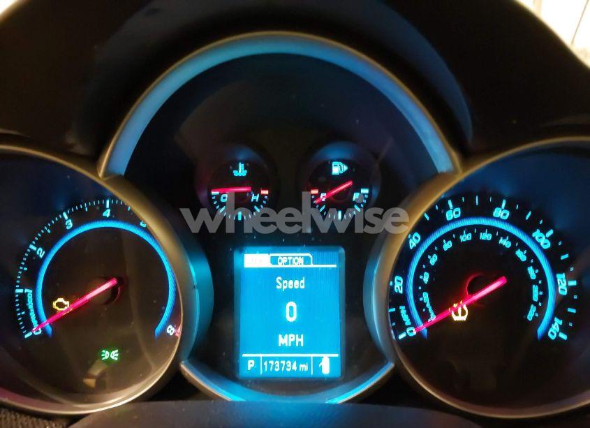 Photo 7 of 2014 Chevrolet Cruze 1LT AUTO (VIN 1G1PC5SB1E7119104)