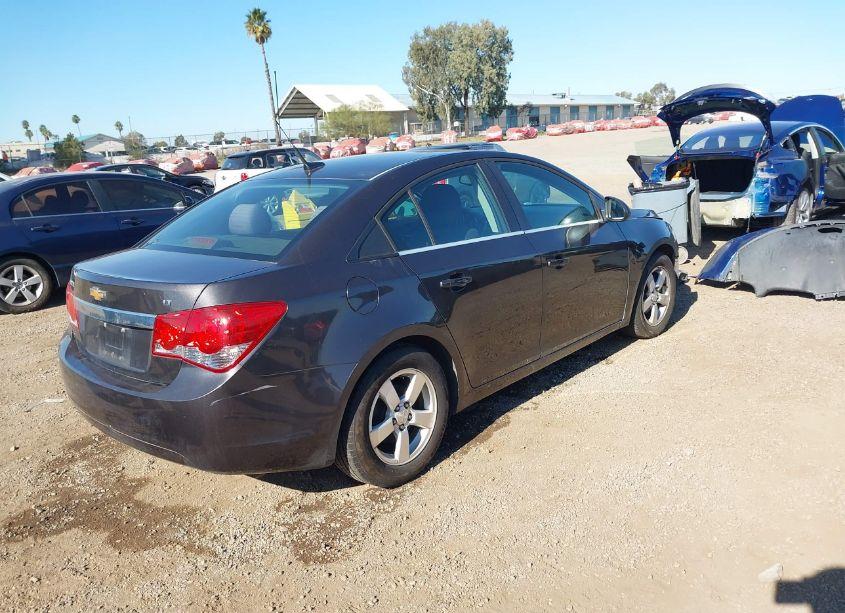 Photo 4 of 2014 Chevrolet Cruze 1LT AUTO (VIN 1G1PC5SB1E7128191)