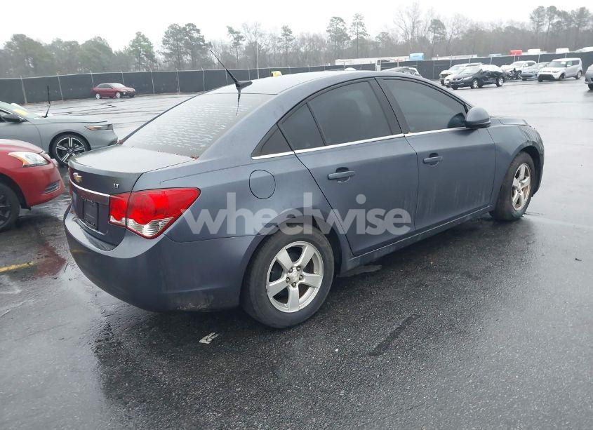 Photo 4 of 2014 Chevrolet Cruze 1LT AUTO (VIN 1G1PC5SB1E7131642)
