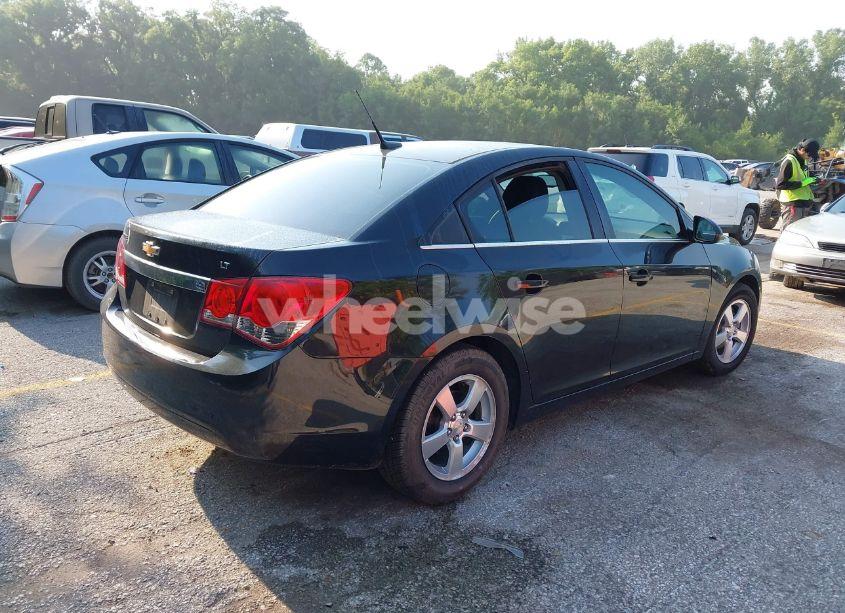Photo 4 of 2014 Chevrolet Cruze 1LT AUTO (VIN 1G1PC5SB1E7158694)