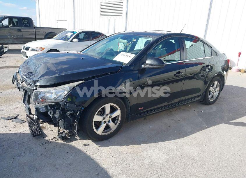 Photo 2 of 2014 Chevrolet Cruze 1LT AUTO (VIN 1G1PC5SB1E7168691)