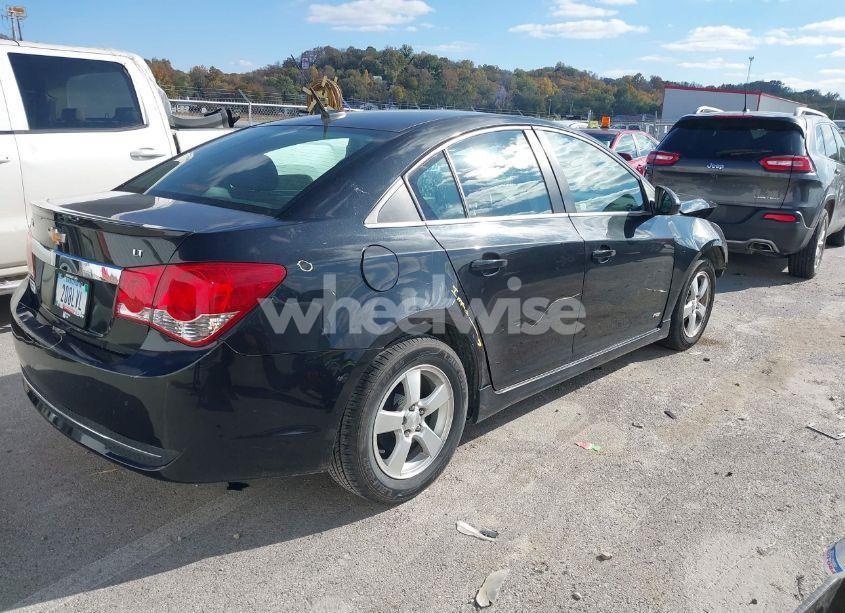 Photo 4 of 2014 Chevrolet Cruze 1LT AUTO (VIN 1G1PC5SB1E7168691)