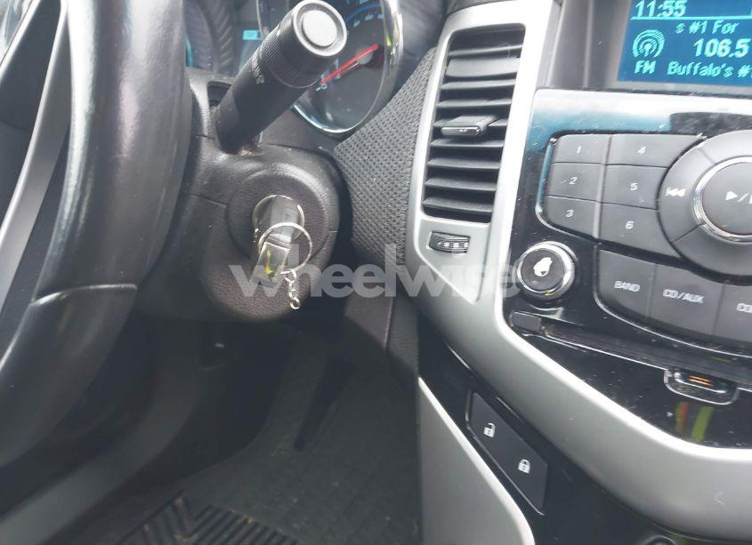 Photo 11 of 2014 Chevrolet Cruze 1LT AUTO (VIN 1G1PC5SB1E7169663)