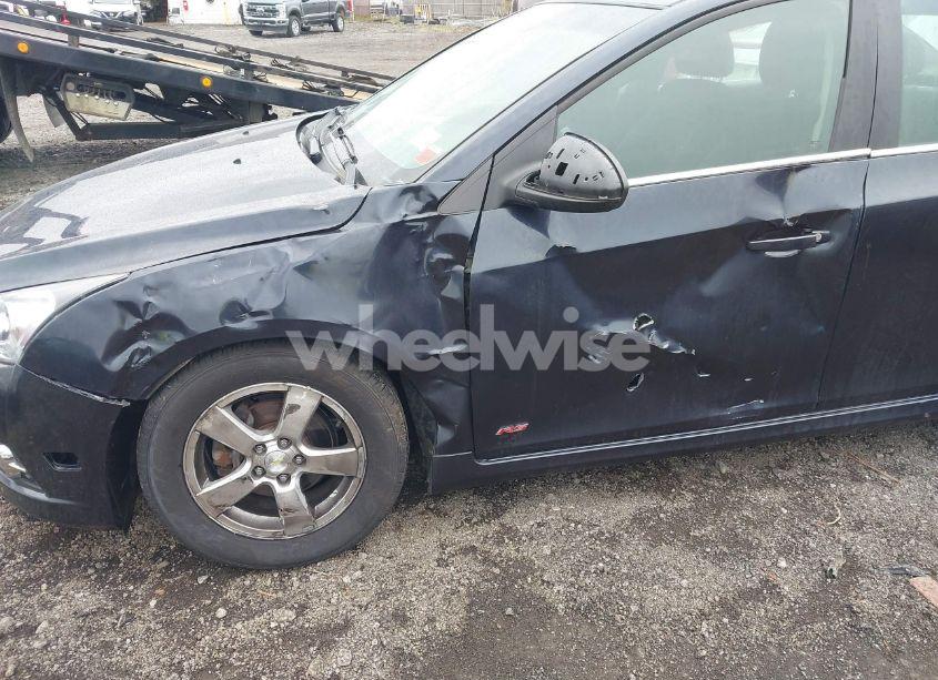 Photo 6 of 2014 Chevrolet Cruze 1LT AUTO (VIN 1G1PC5SB1E7169663)