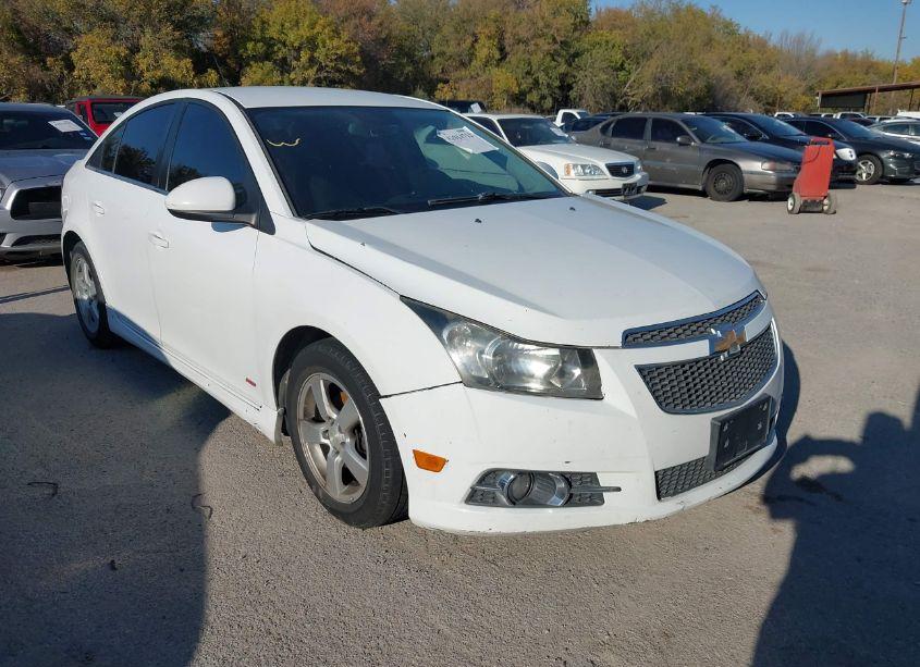 2014 Chevrolet Cruze 1LT AUTO (VIN 1G1PC5SB1E7172465) main photo