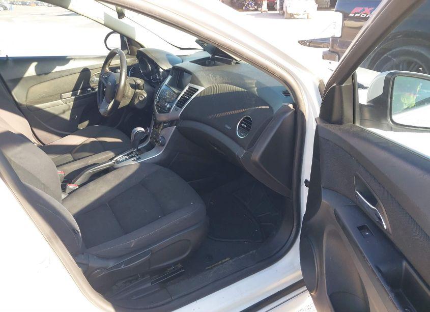 Photo 5 of 2014 Chevrolet Cruze 1LT AUTO (VIN 1G1PC5SB1E7172465)