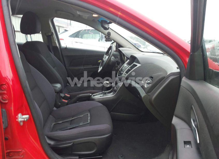 Photo 5 of 2014 Chevrolet Cruze 1LT AUTO (VIN 1G1PC5SB1E7175754)