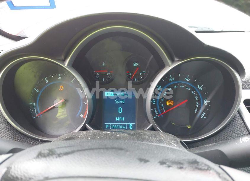 Photo 7 of 2014 Chevrolet Cruze 1LT AUTO (VIN 1G1PC5SB1E7175754)