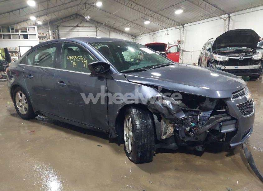 2014 Chevrolet Cruze 1LT AUTO (VIN 1G1PC5SB1E7176922) main photo