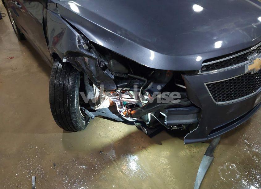 Photo 6 of 2014 Chevrolet Cruze 1LT AUTO (VIN 1G1PC5SB1E7176922)