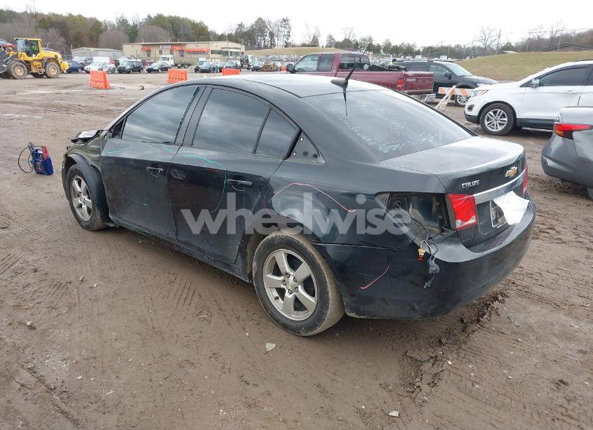 Photo 3 of 2014 Chevrolet Cruze 1LT AUTO (VIN 1G1PC5SB1E7177357)