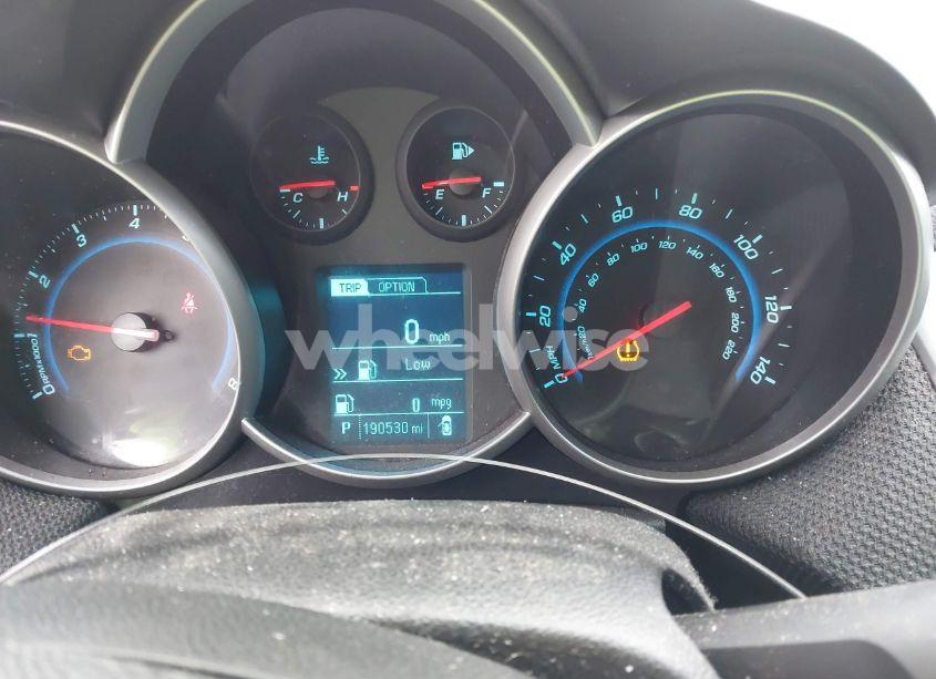 Photo 7 of 2014 Chevrolet Cruze 1LT AUTO (VIN 1G1PC5SB1E7177357)