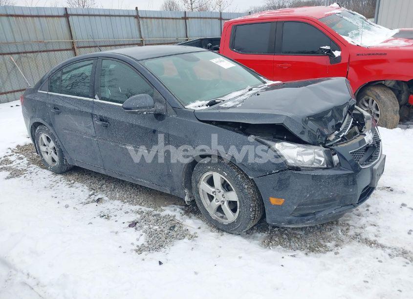 2014 Chevrolet Cruze 1LT AUTO (VIN 1G1PC5SB1E7190772) main photo
