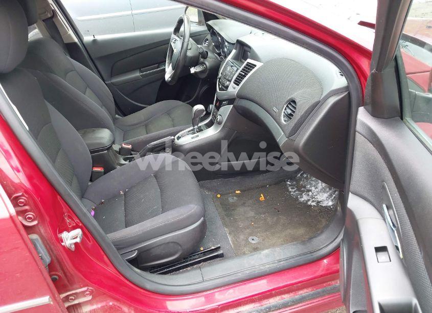 Photo 5 of 2014 Chevrolet Cruze 1LT AUTO (VIN 1G1PC5SB1E7191629)