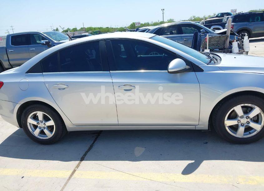 Photo 14 of 2014 Chevrolet Cruze 1LT AUTO (VIN 1G1PC5SB1E7206369)