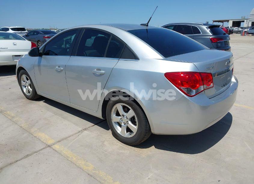 Photo 3 of 2014 Chevrolet Cruze 1LT AUTO (VIN 1G1PC5SB1E7206369)