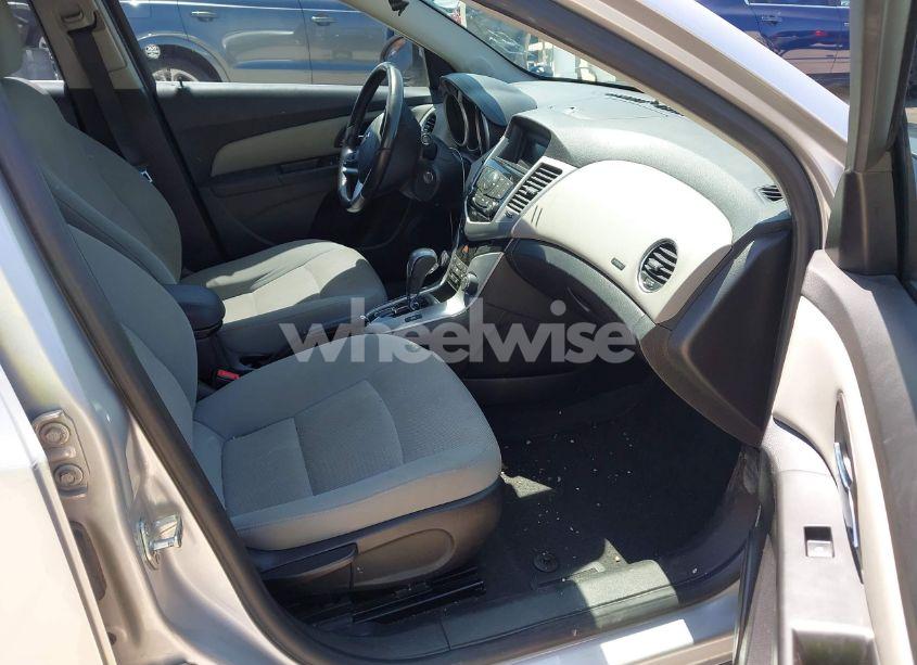 Photo 5 of 2014 Chevrolet Cruze 1LT AUTO (VIN 1G1PC5SB1E7206369)