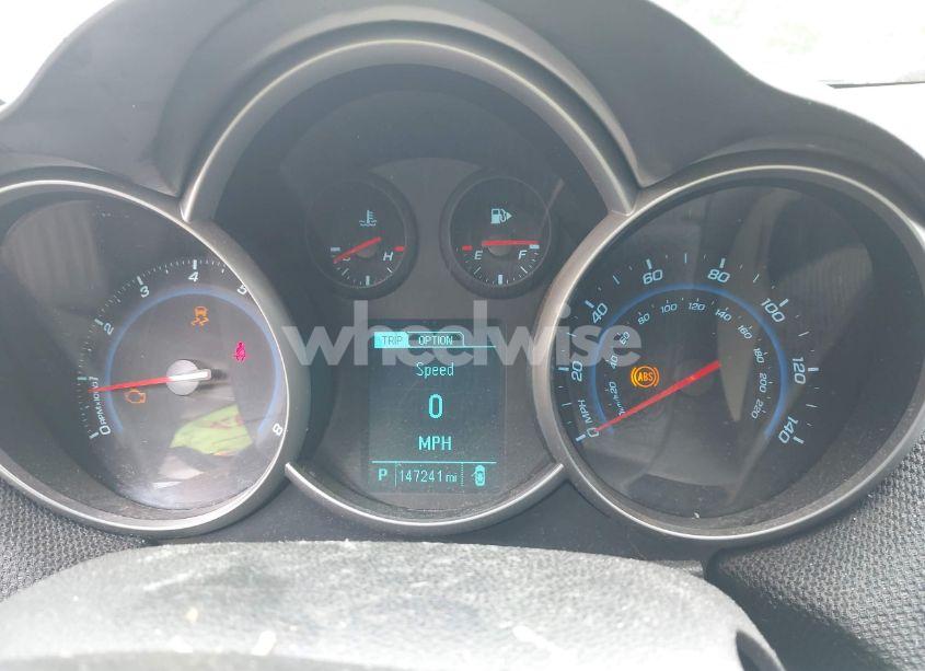 Photo 7 of 2014 Chevrolet Cruze 1LT AUTO (VIN 1G1PC5SB1E7246001)