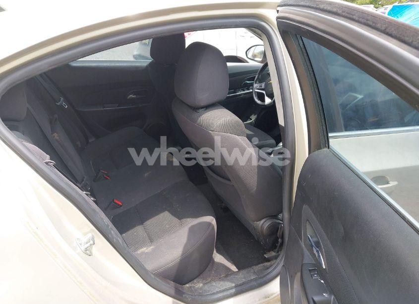 Photo 8 of 2014 Chevrolet Cruze 1LT AUTO (VIN 1G1PC5SB1E7246001)