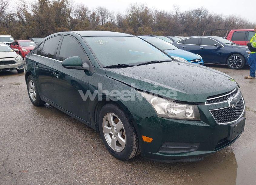 2014 Chevrolet Cruze 1LT AUTO (VIN 1G1PC5SB1E7248122) main photo