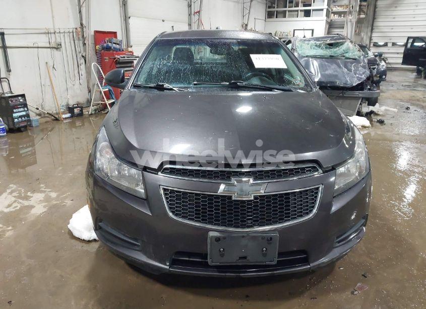 Photo 12 of 2014 Chevrolet Cruze 1LT AUTO (VIN 1G1PC5SB1E7338466)