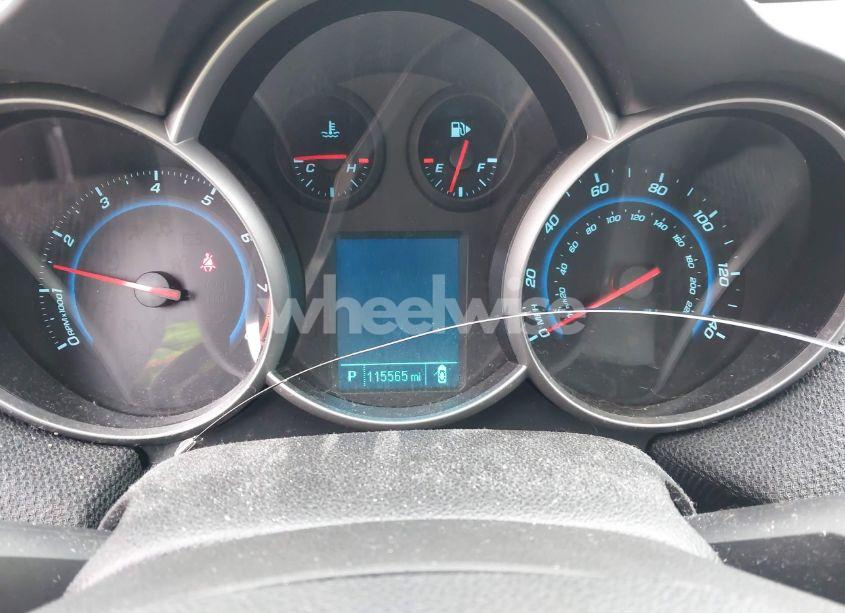 Photo 7 of 2014 Chevrolet Cruze 1LT AUTO (VIN 1G1PC5SB1E7347779)