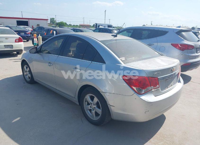 Photo 3 of 2014 Chevrolet Cruze 1LT AUTO (VIN 1G1PC5SB1E7363707)