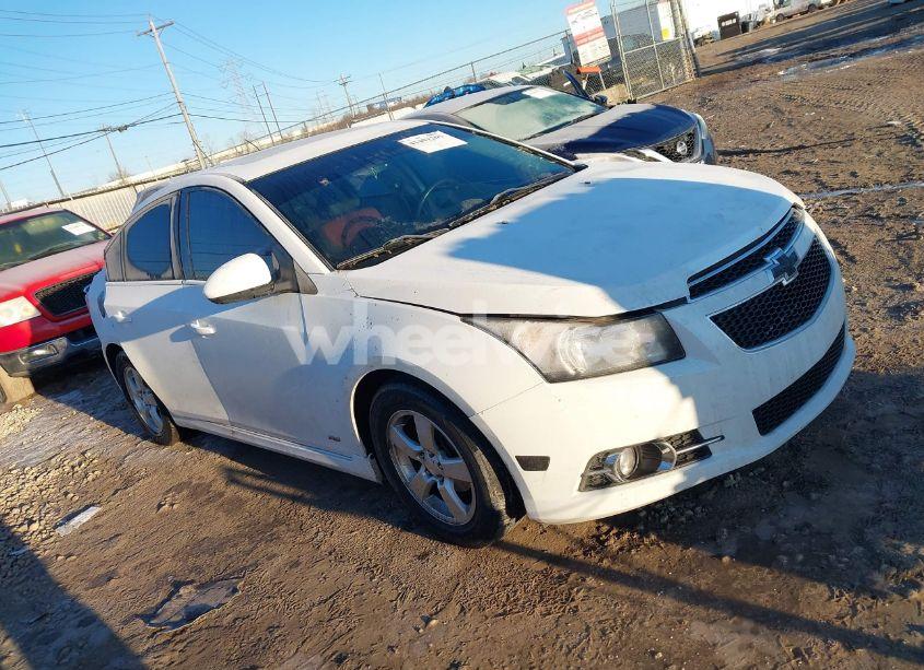 2014 Chevrolet Cruze 1LT AUTO (VIN 1G1PC5SB1E7369670) main photo