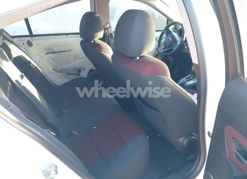 Photo 8 of 2014 Chevrolet Cruze 1LT AUTO (VIN 1G1PC5SB1E7369670)